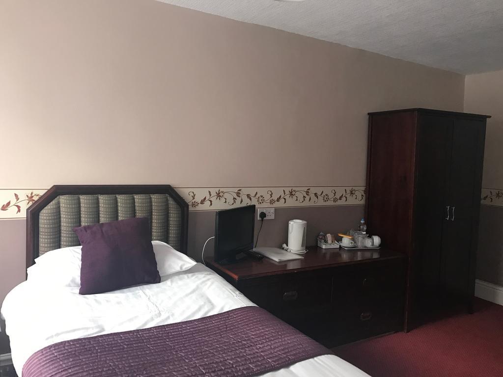 Crown Hotel Pwllheli Esterno foto